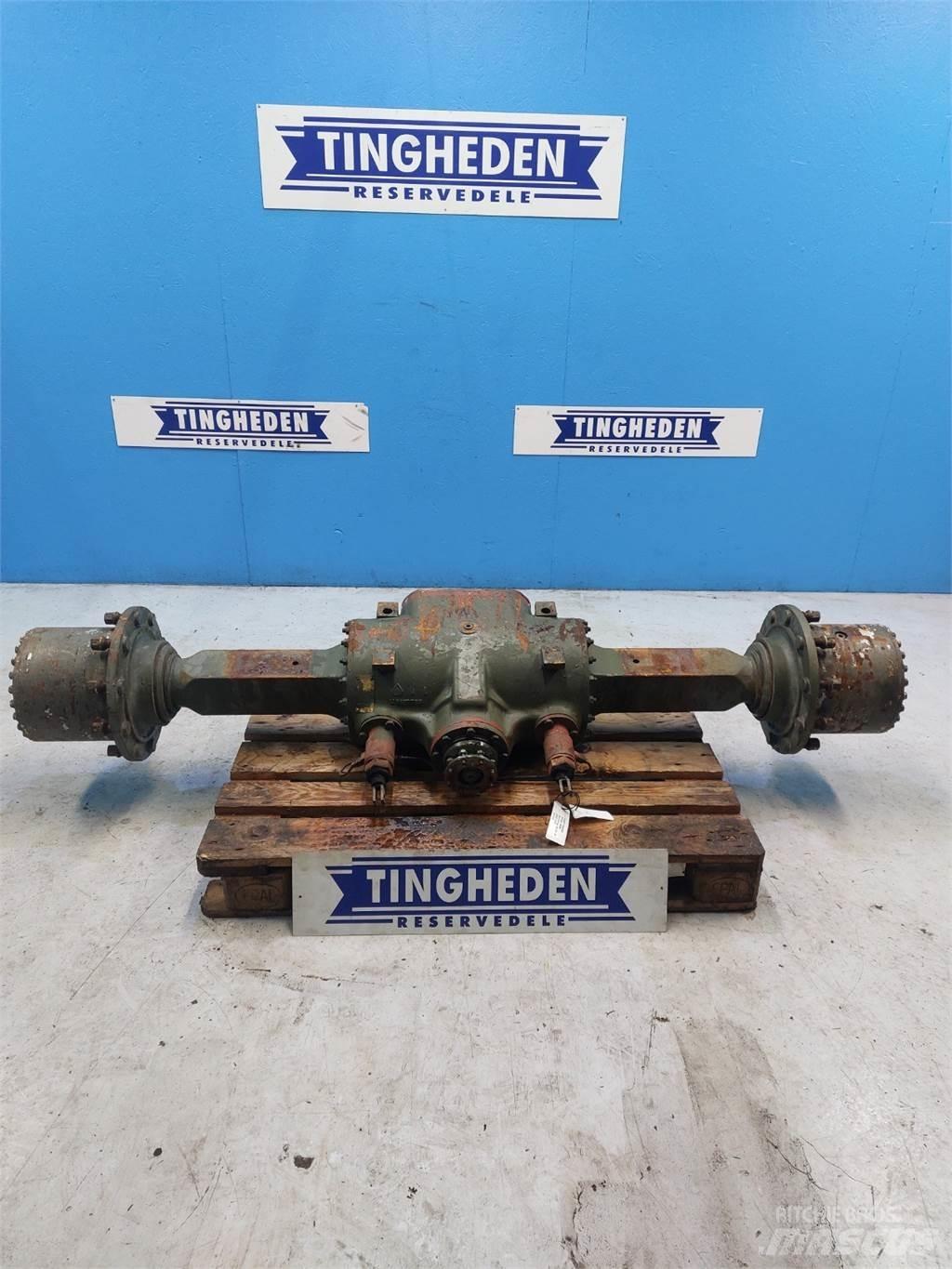 Hydrema 806 Akselit
