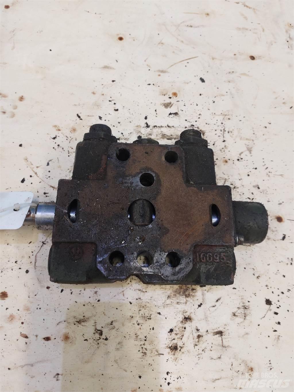 Hydrema 806 Hydrauliikka