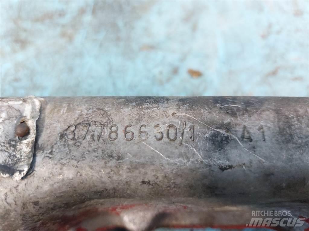 Hydrema 806 Moottorit