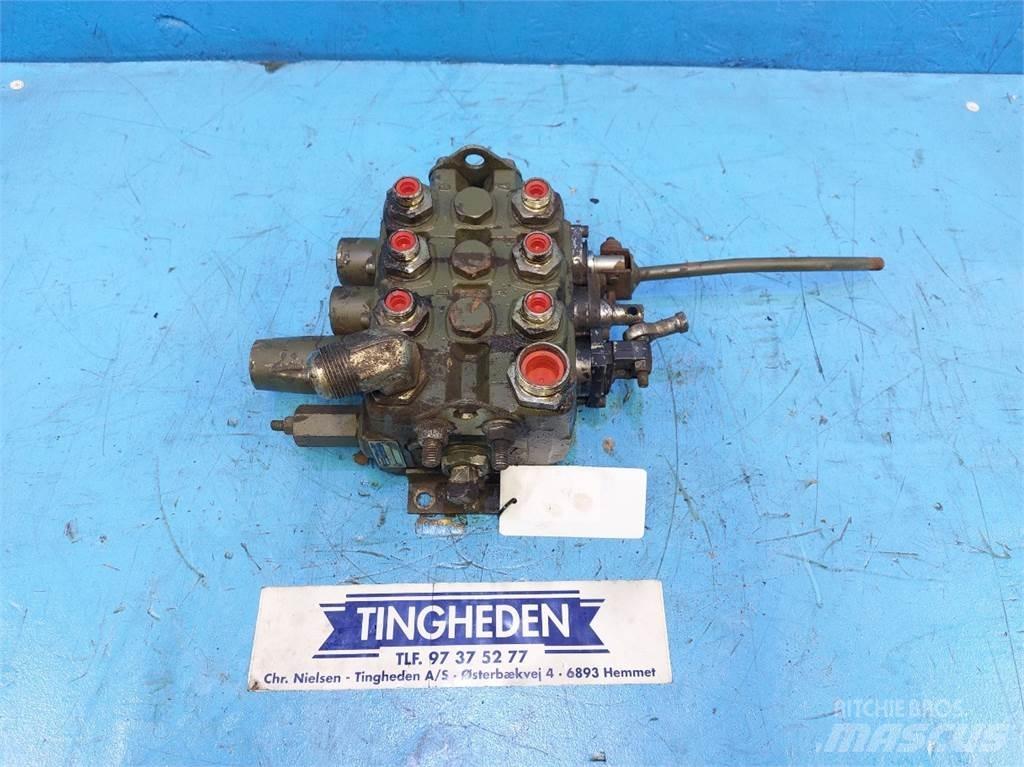 Hydrema 806 Hydrauliikka