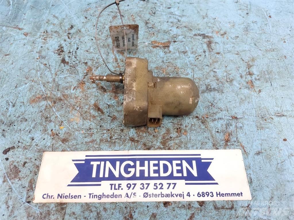 Hydrema 806 Sähkö ja elektroniikka