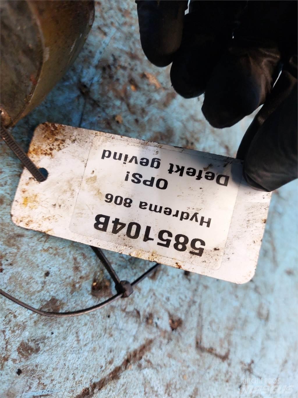 Hydrema 806 Sähkö ja elektroniikka