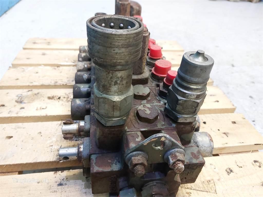 Hydrema 806 Hydrauliikka
