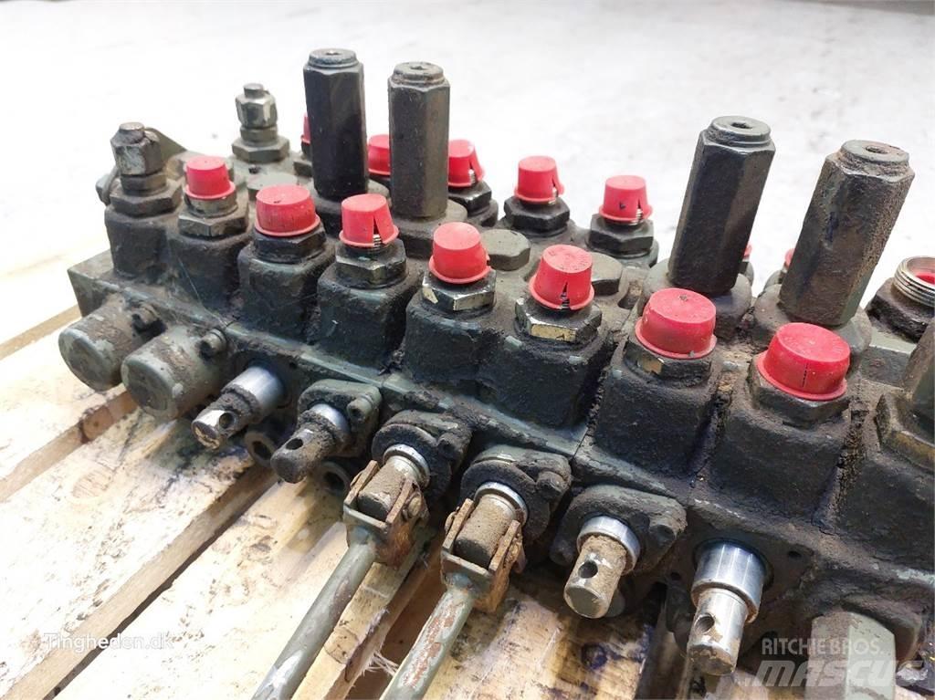 Hydrema 806 Hydrauliikka