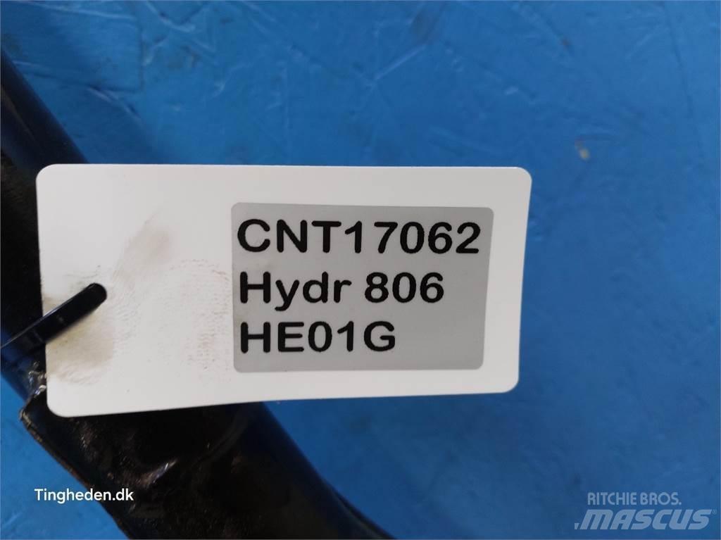 Hydrema 806 Moottorit