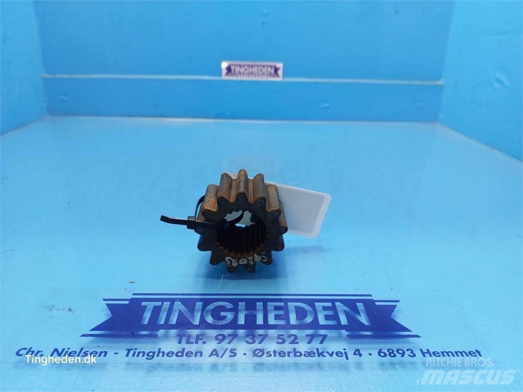 Hydrema 807 Akselit