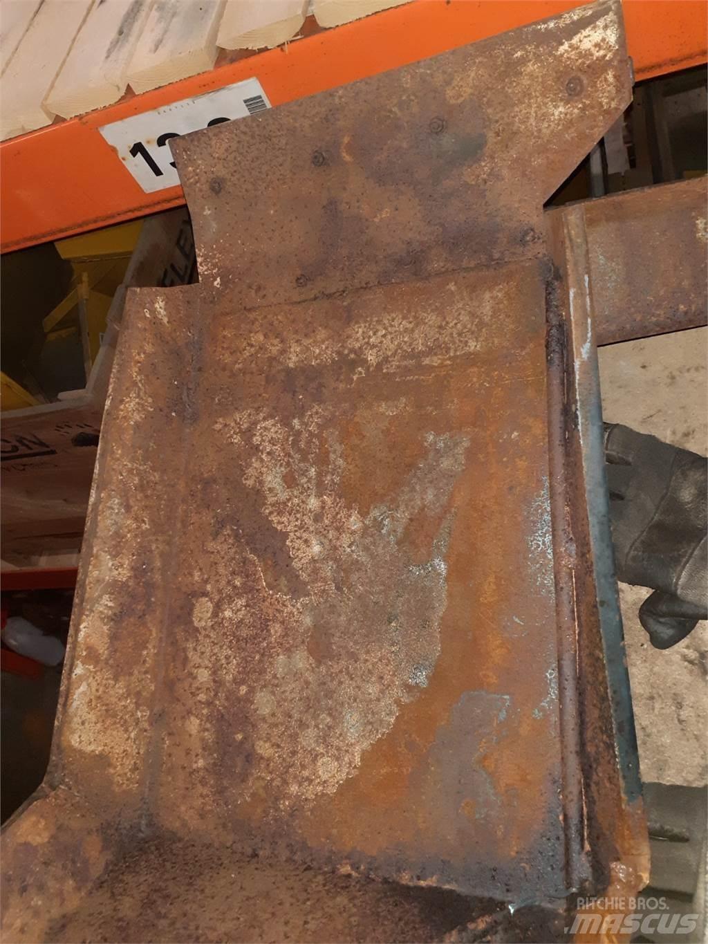 Hydrema 906A Seulakauhat