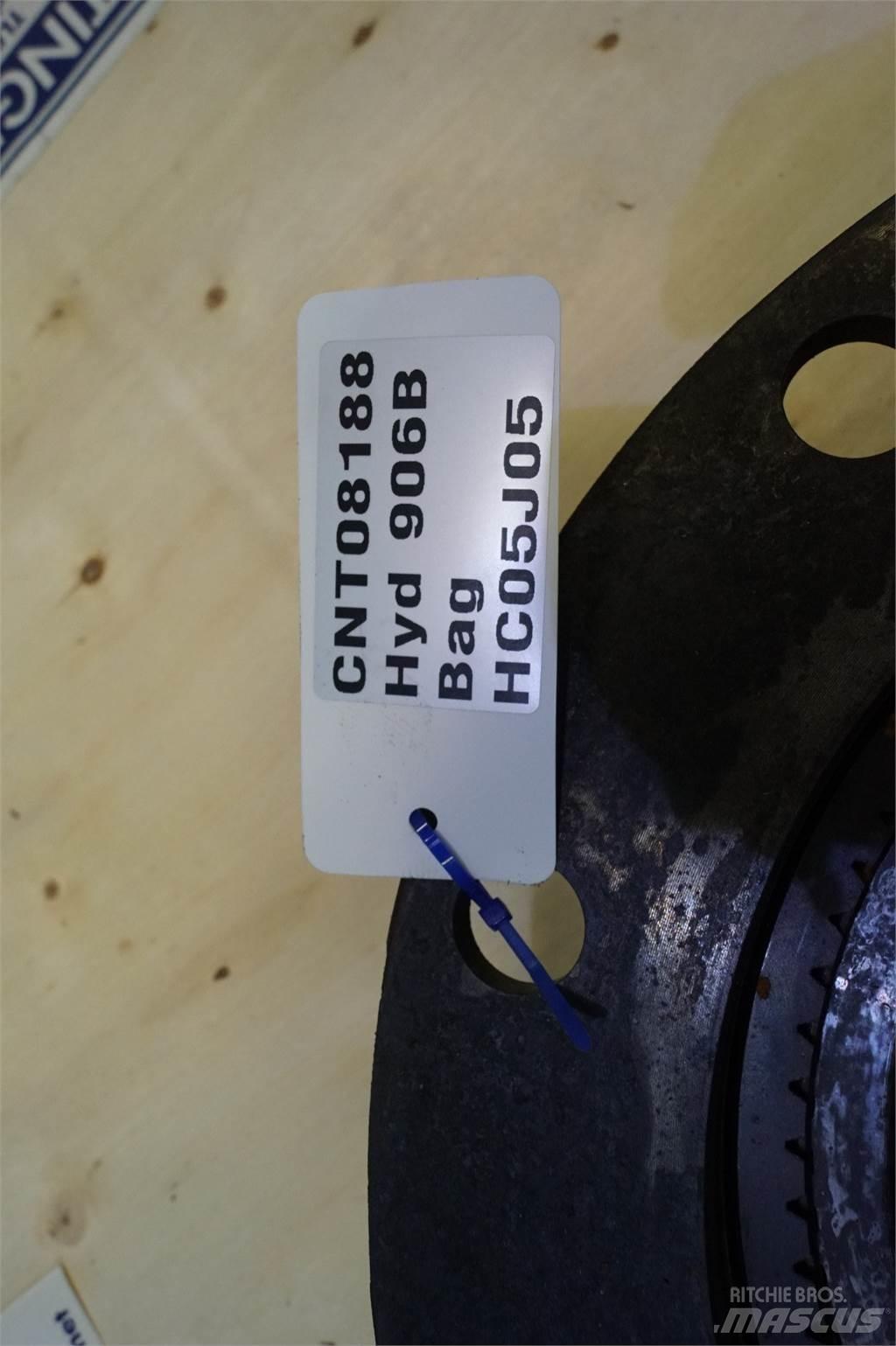 Hydrema 906B Akselit