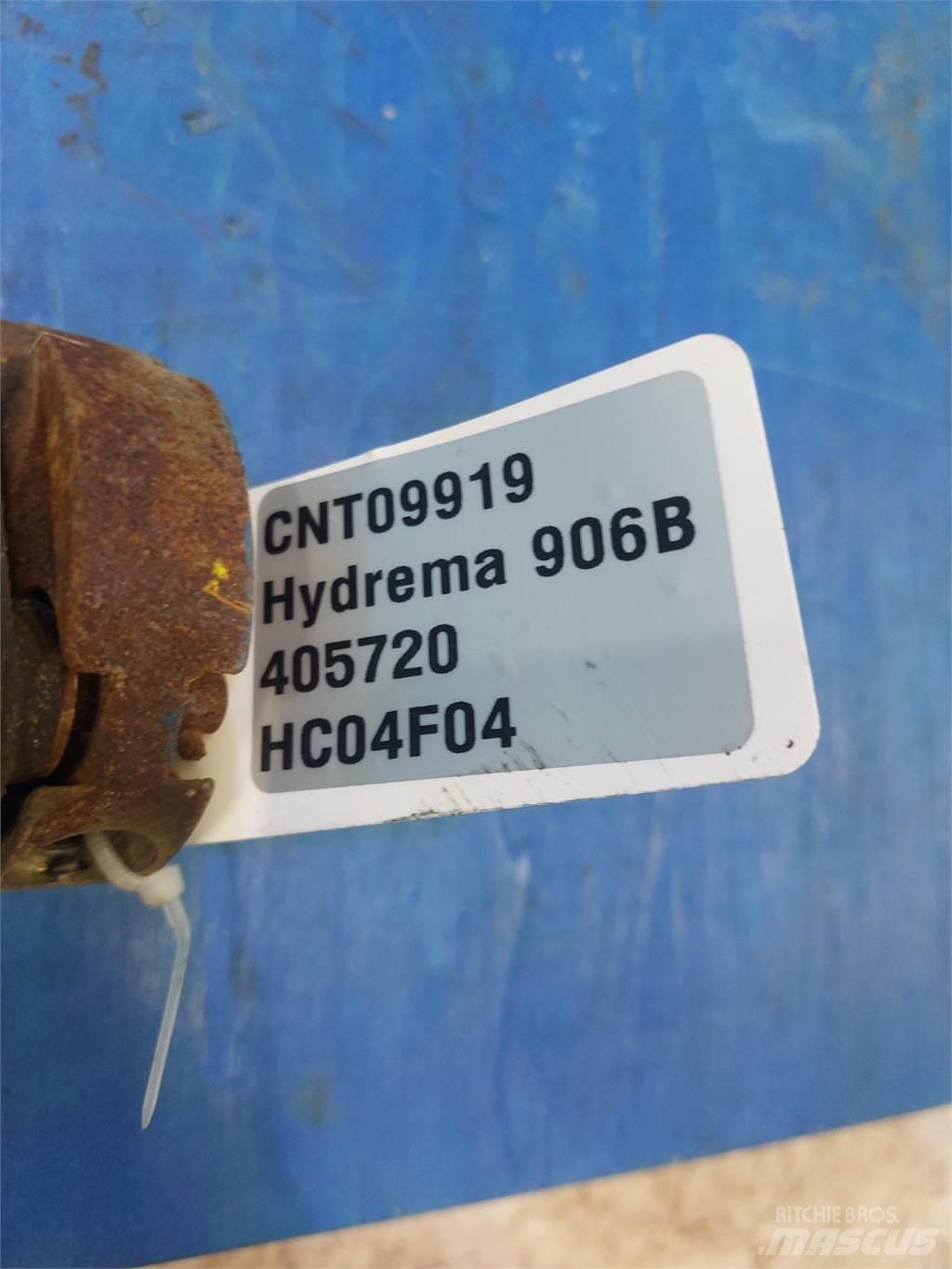 Hydrema 906B Ohjaamo ja sisusta