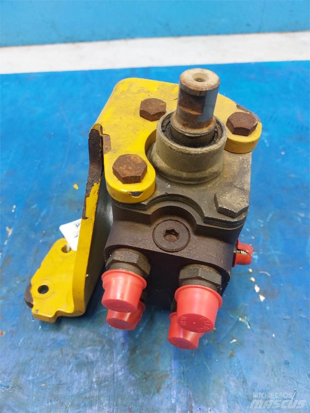 Hydrema 906B Hydrauliikka