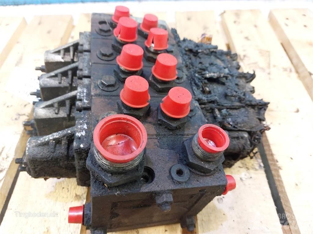 Hydrema 906B Hydrauliikka
