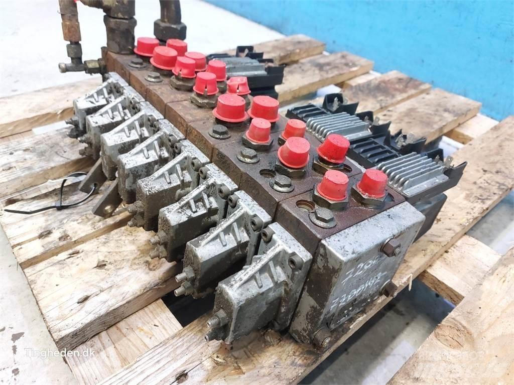Hydrema 906B Hydrauliikka