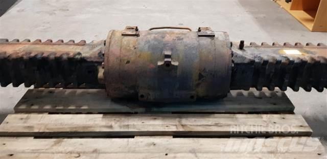 Hydrema 906D Akselit