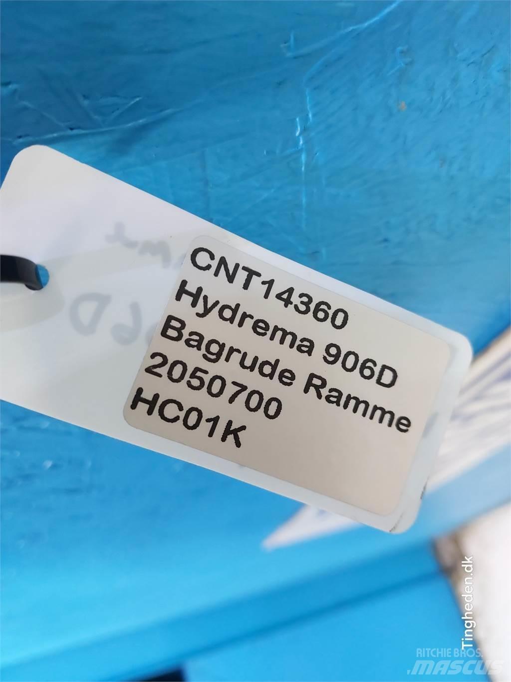 Hydrema 906D Ohjaamo ja sisusta