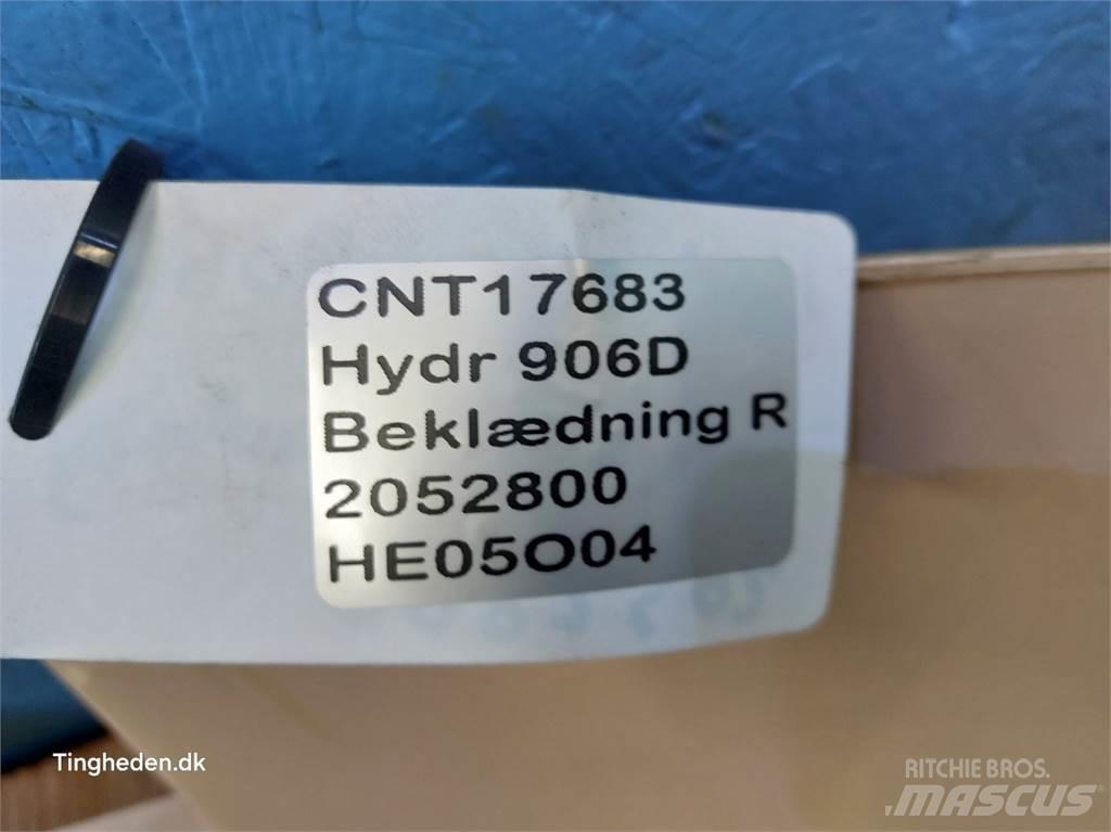 Hydrema 906D Ohjaamo ja sisusta