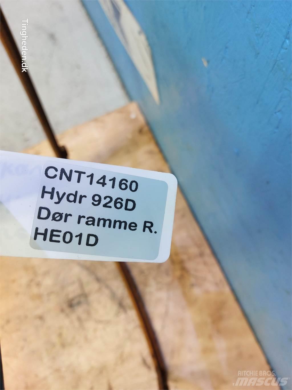 Hydrema 926D Ohjaamo ja sisusta