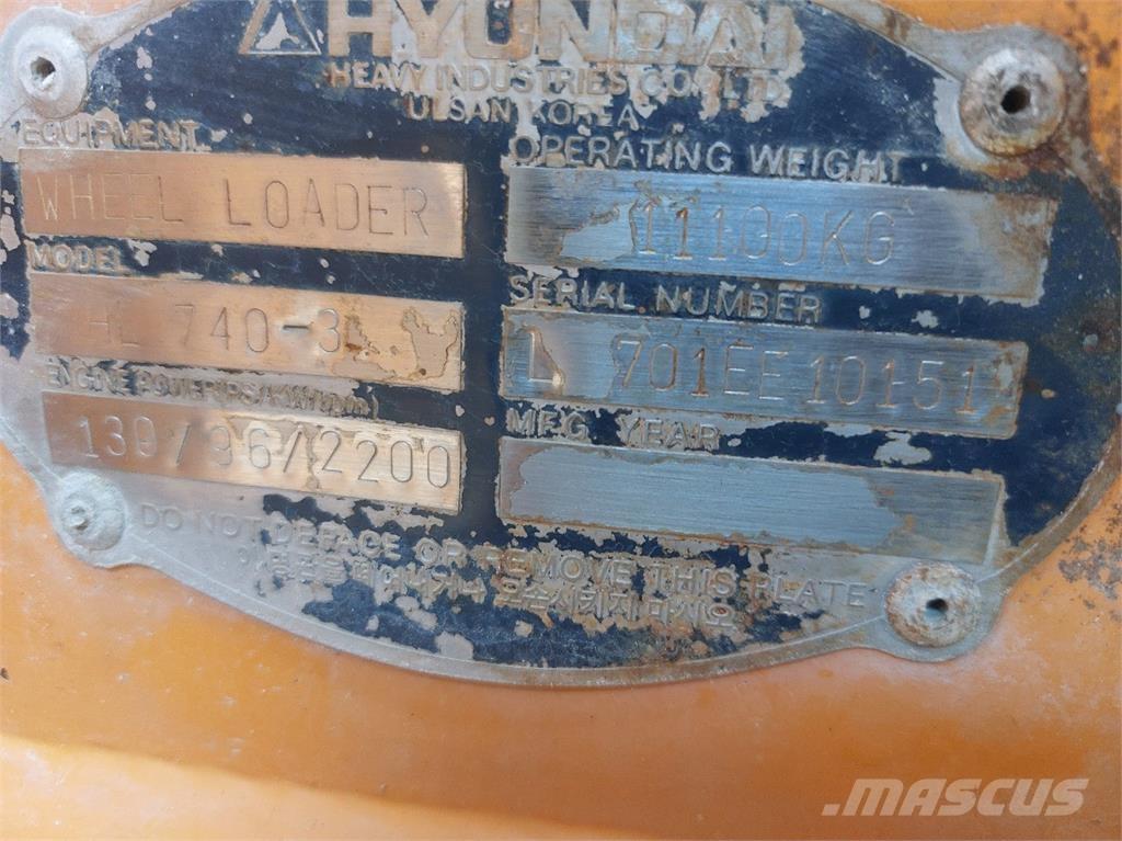 Hyundai HL740-3 Pyöräkuormaajat