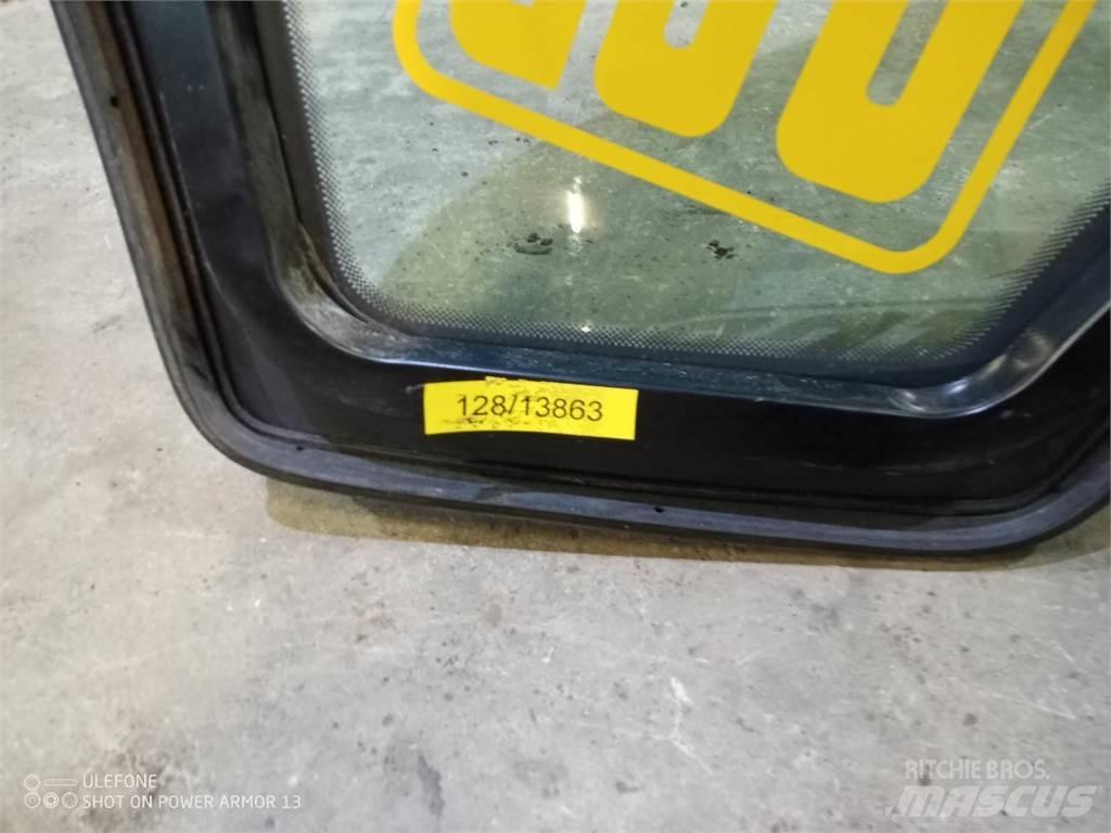 JCB 4CX Ohjaamo ja sisusta