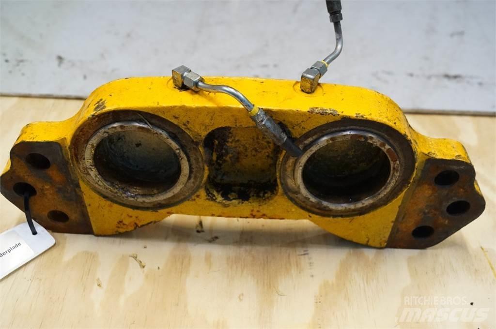 JCB 4CX Kaivuulaitteet