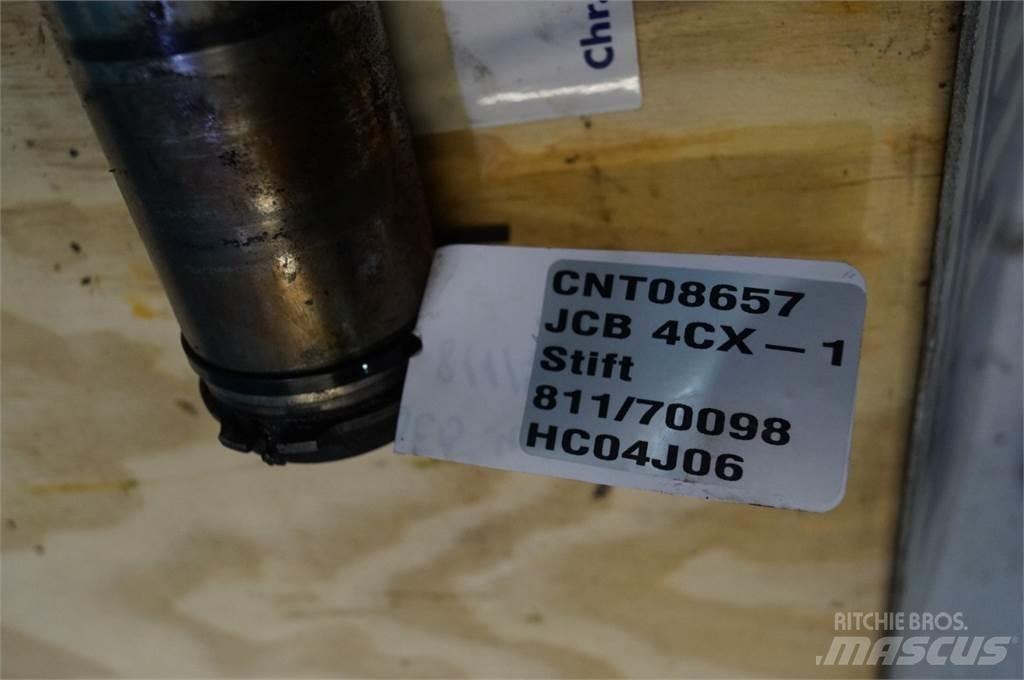 JCB 4CX Kaivuulaitteet