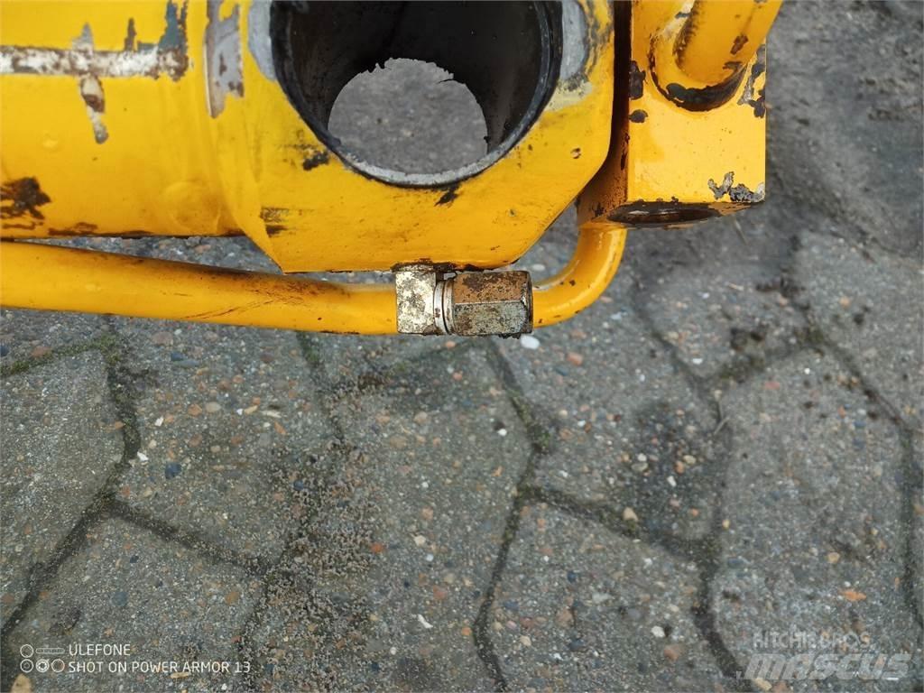 JCB 530 Puomit
