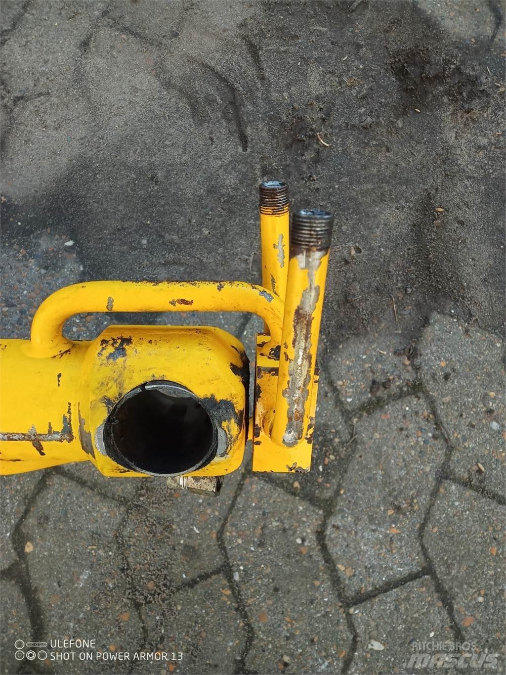 JCB 530 Puomit
