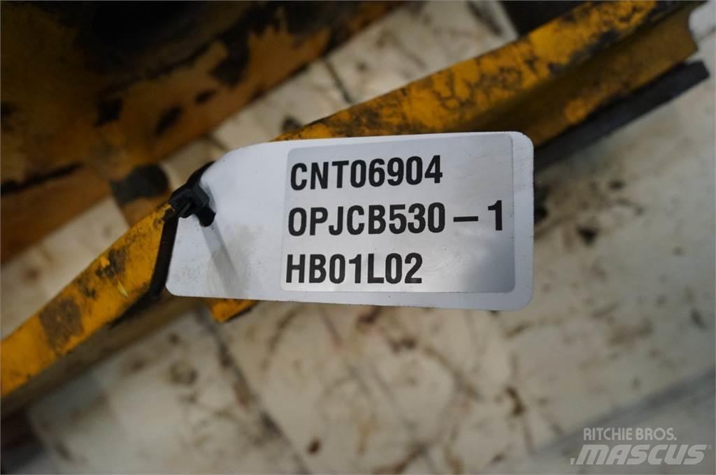 JCB 530 Puomit