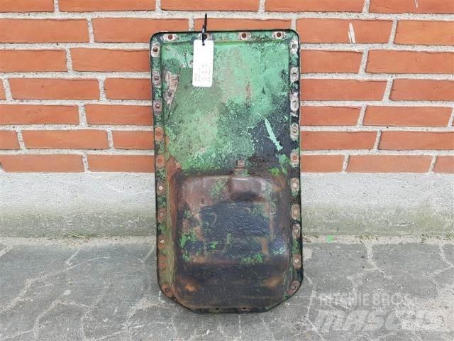 John Deere 1052 Moottorit