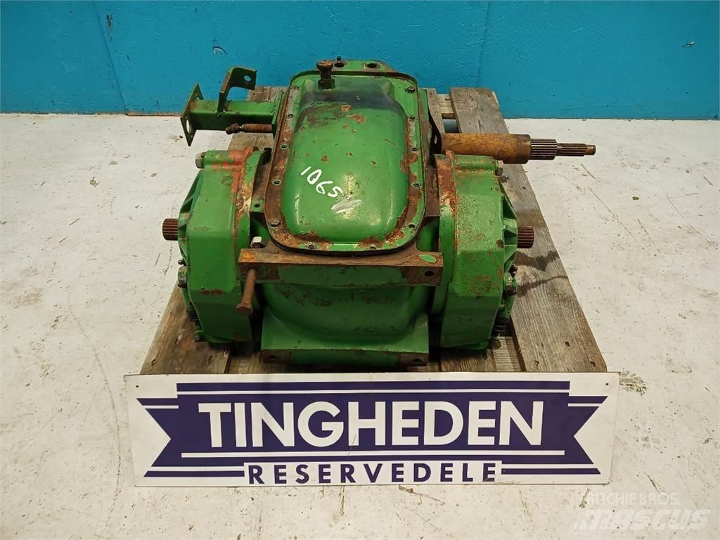 John Deere 1065 Vaihteisto