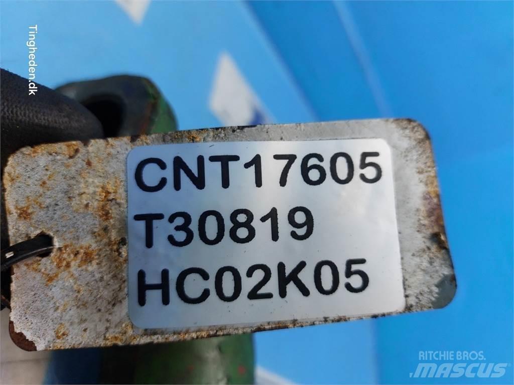 John Deere 1065 Moottorit