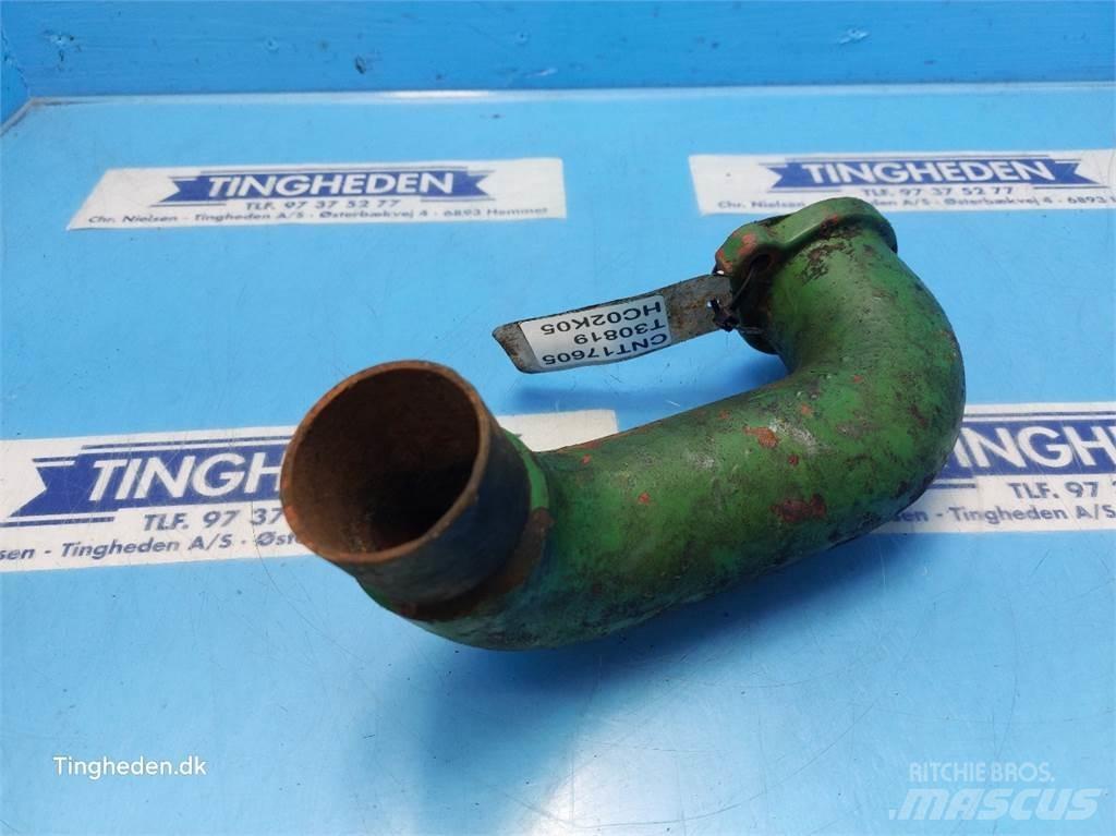 John Deere 1065 Moottorit