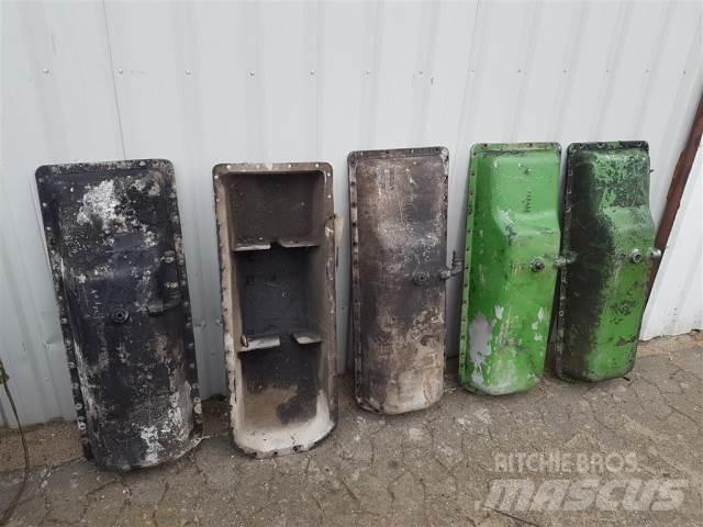 John Deere 1075 Moottorit