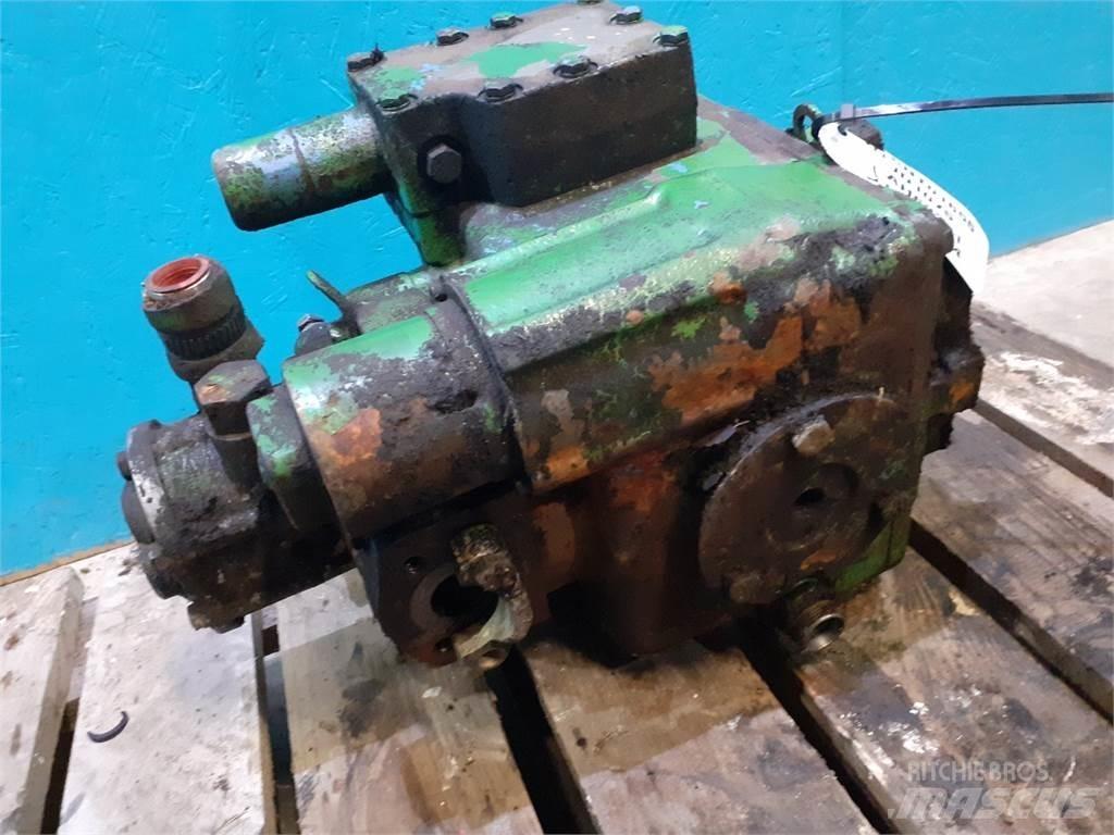 John Deere 1075 Hydrauliikka