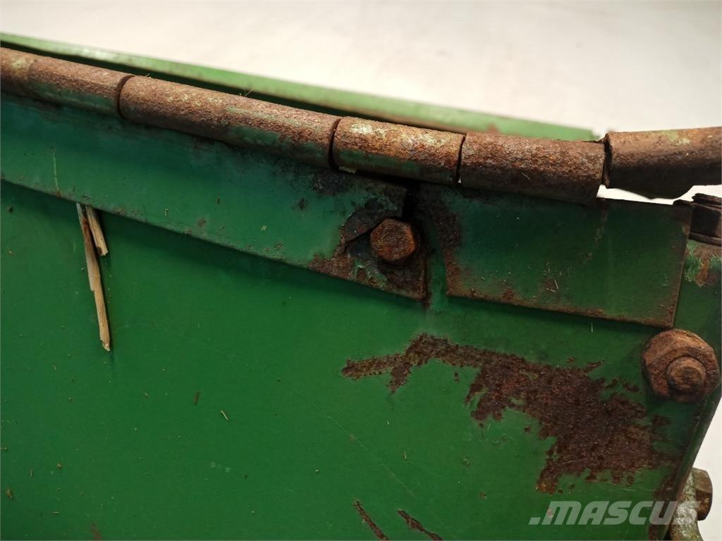 John Deere 1075 Lisävarusteet ja komponentit