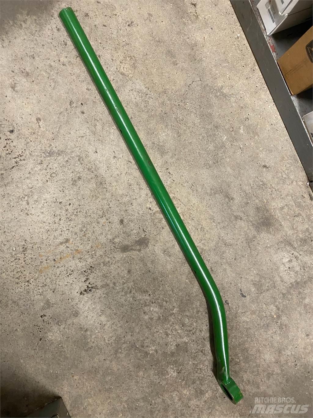 John Deere 1075 Lisävarusteet ja komponentit