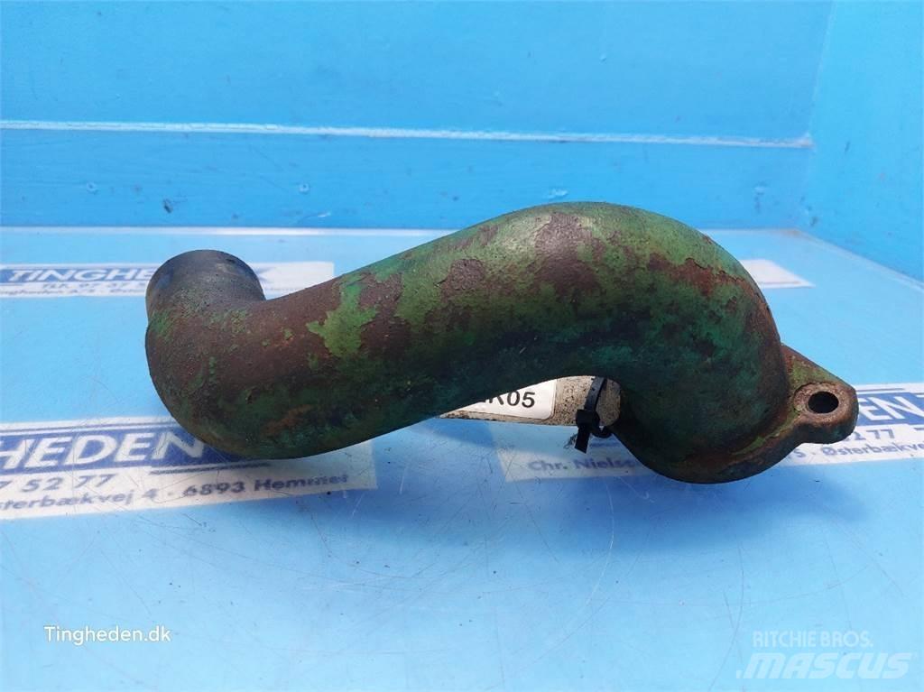 John Deere 1075 Moottorit