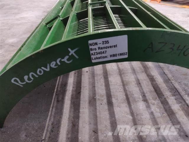 John Deere 1085 Lisävarusteet ja komponentit