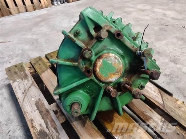 John Deere 1085 Lisävarusteet ja komponentit