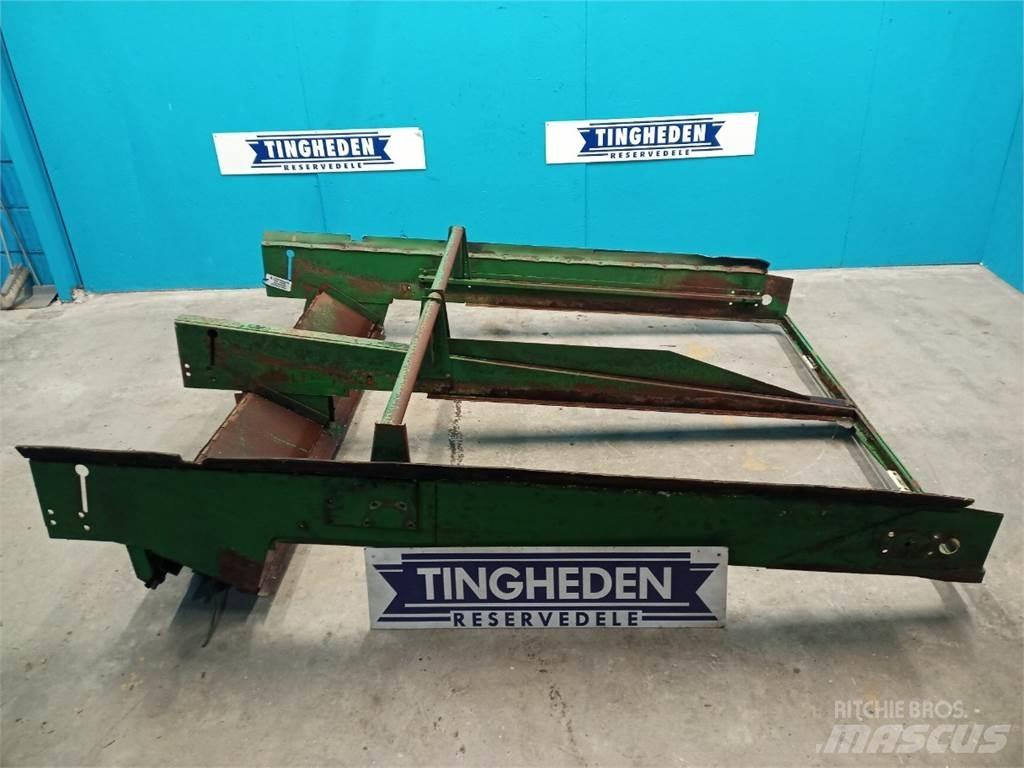 John Deere 1085 Hiekan- ja suolanlevittimet