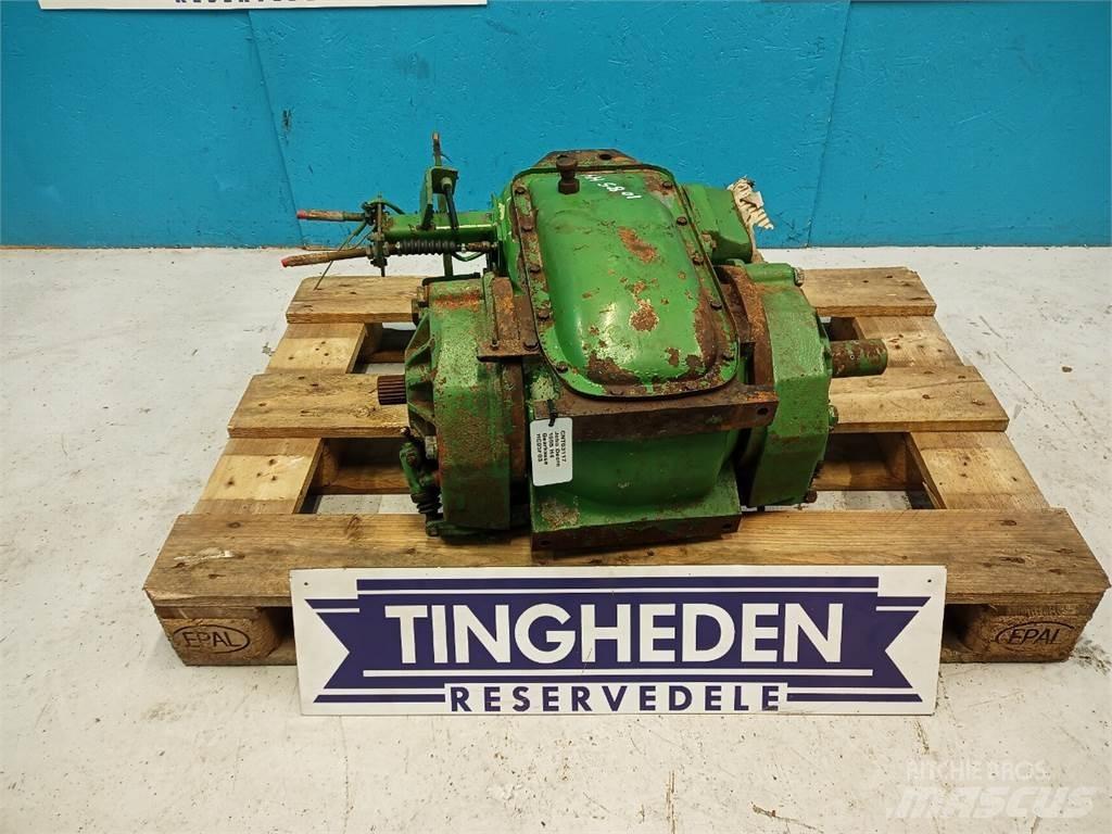 John Deere 1085 Vaihteisto