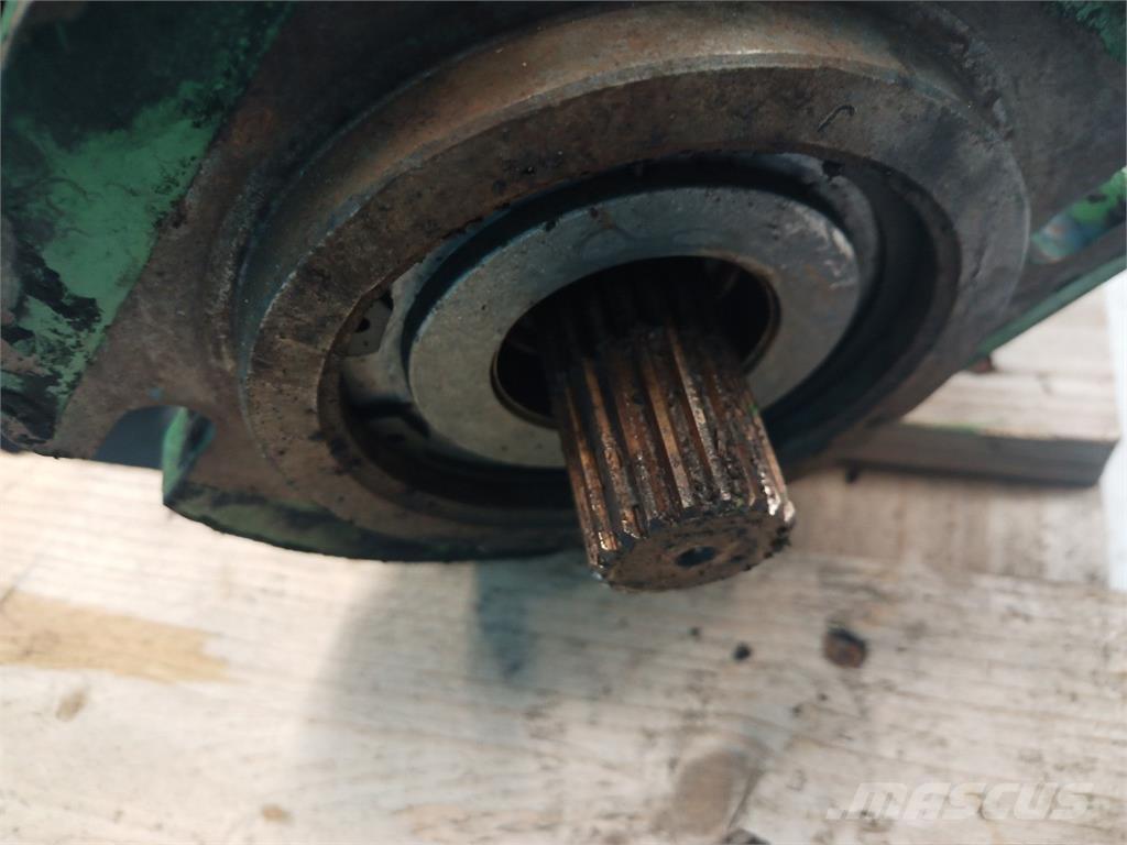 John Deere 1085 Hydrauliikka
