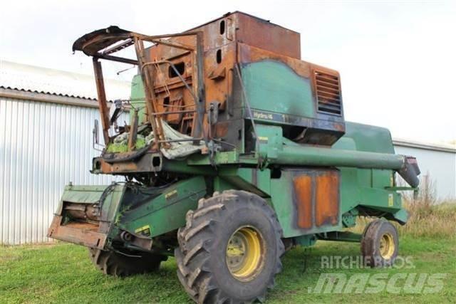 John Deere 1177 Leikkuupuimurit