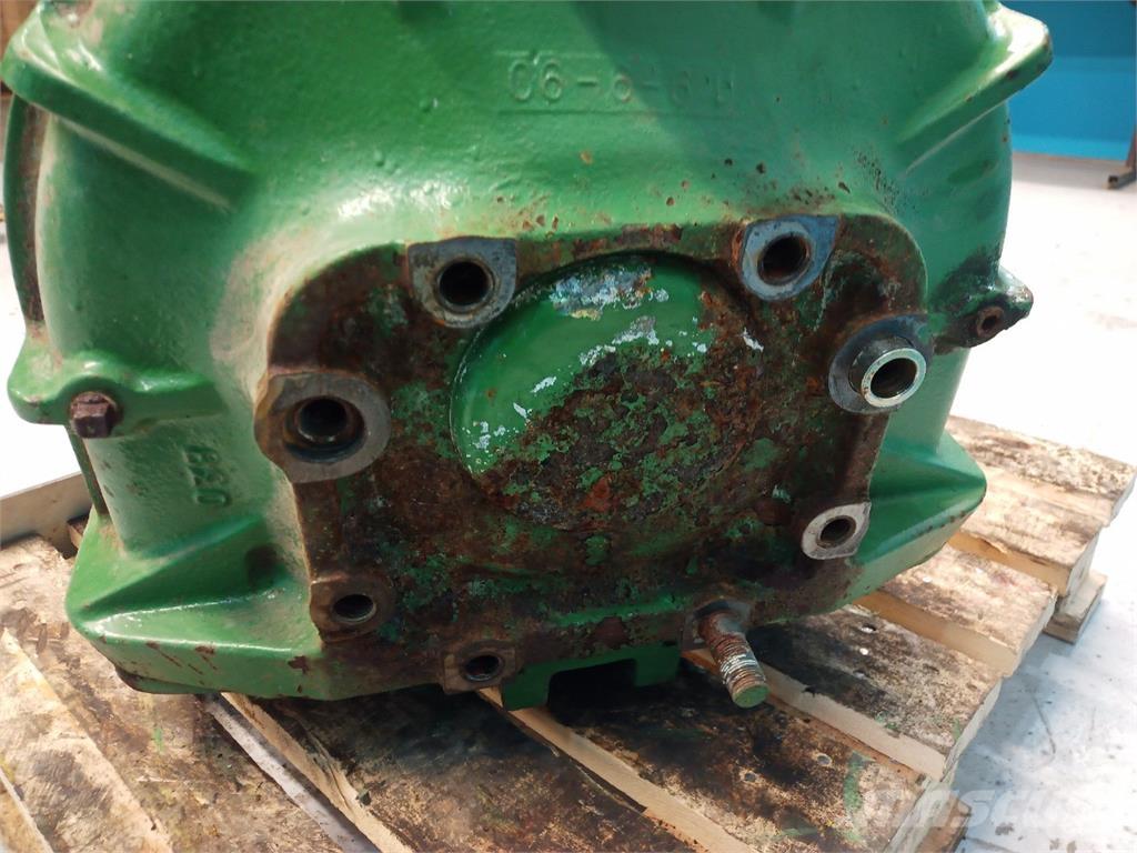 John Deere 1177 Lisävarusteet ja komponentit