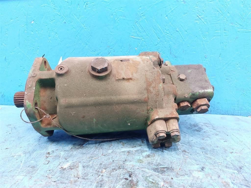 John Deere 1177 Hydrauliikka