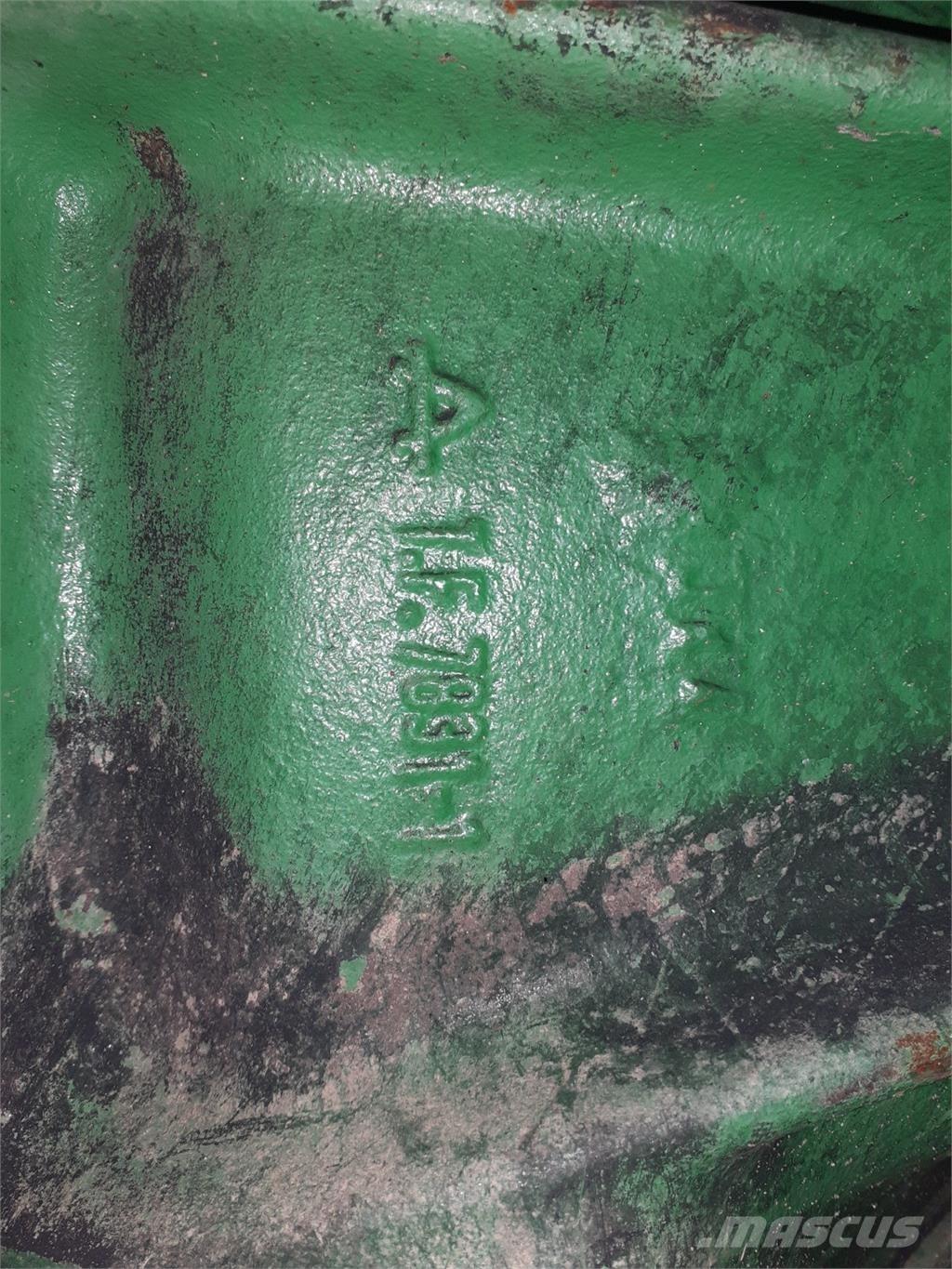 John Deere 1550 Lisävarusteet ja komponentit