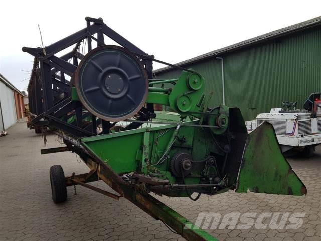 John Deere 16 Lisävarusteet ja komponentit