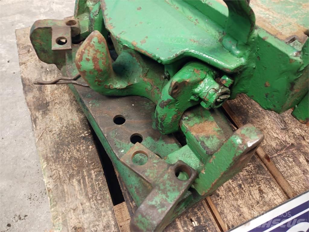 John Deere 1640 Lisävarusteet ja komponentit