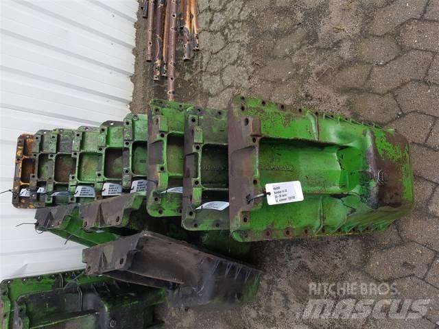 John Deere 2030 Moottorit