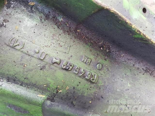John Deere 2030 Moottorit