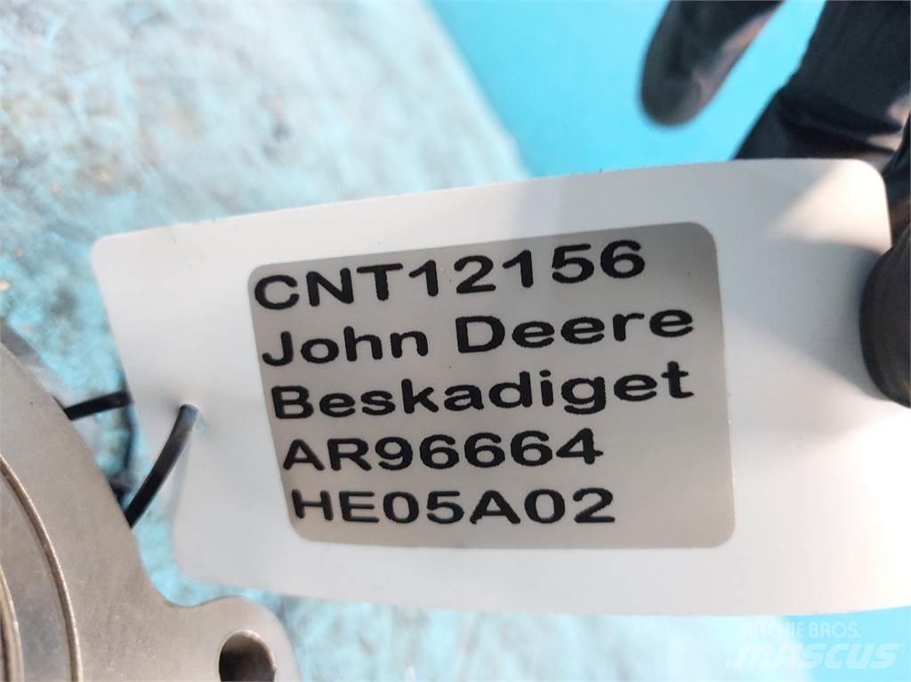 John Deere 2030 Moottorit